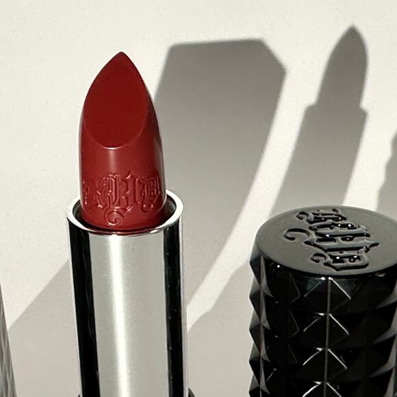 KVD Beauty Kat von D Studded Kiss Lipstick Cathedral Full Size 3.0g .10 oz BNIB - Picture 6 of 13